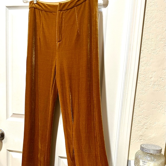 Hansen & Gretel Honey Mustard Velvet Flared Trousers - Picture 6 of 16